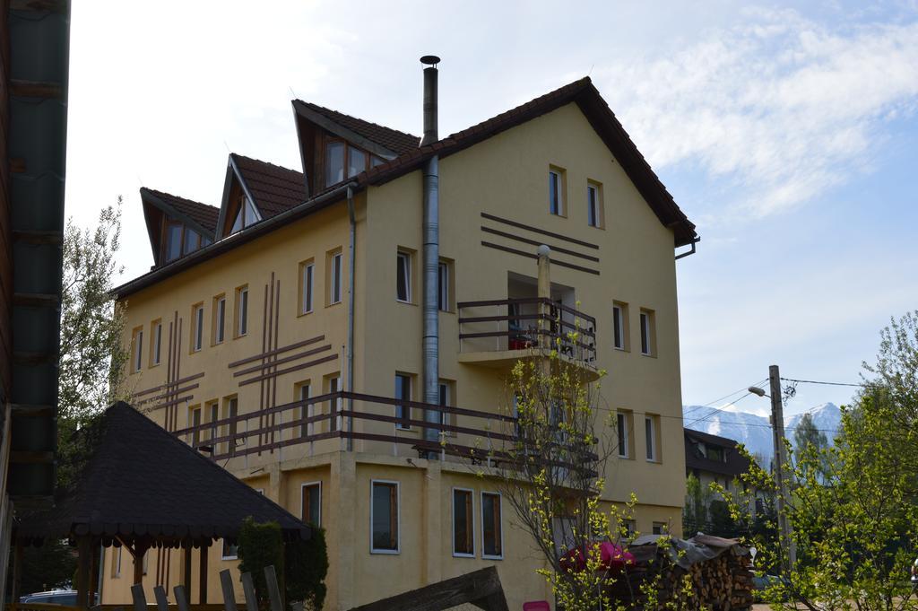 Pensiunea Ando Bran  Exterior photo